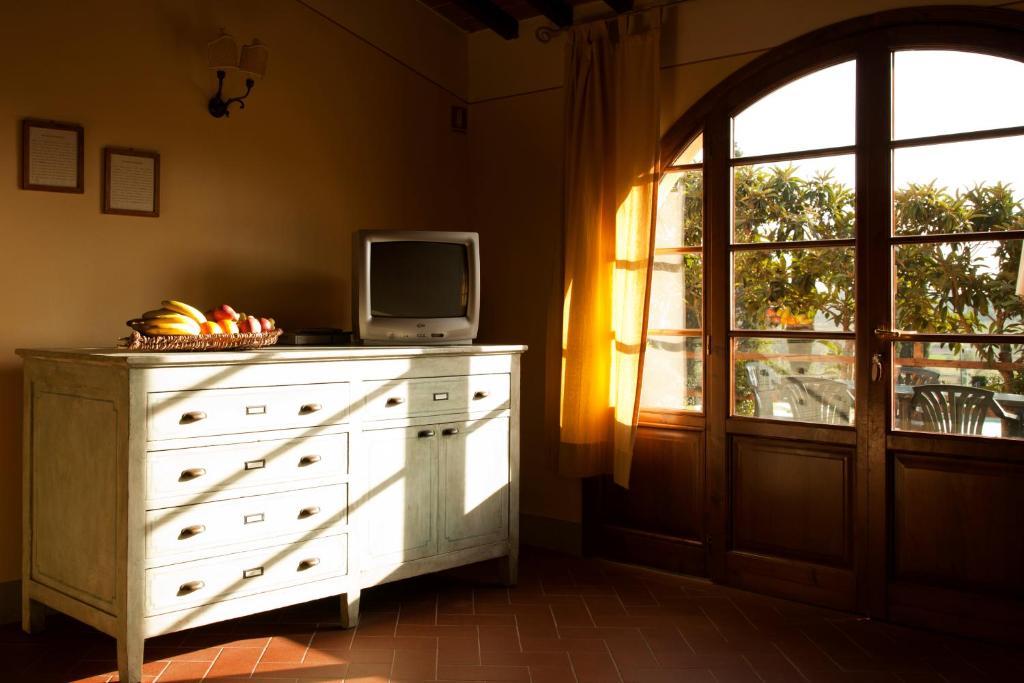 Agriturismo Fattoria Rozzalupi Cerreto Guidi Δωμάτιο φωτογραφία
